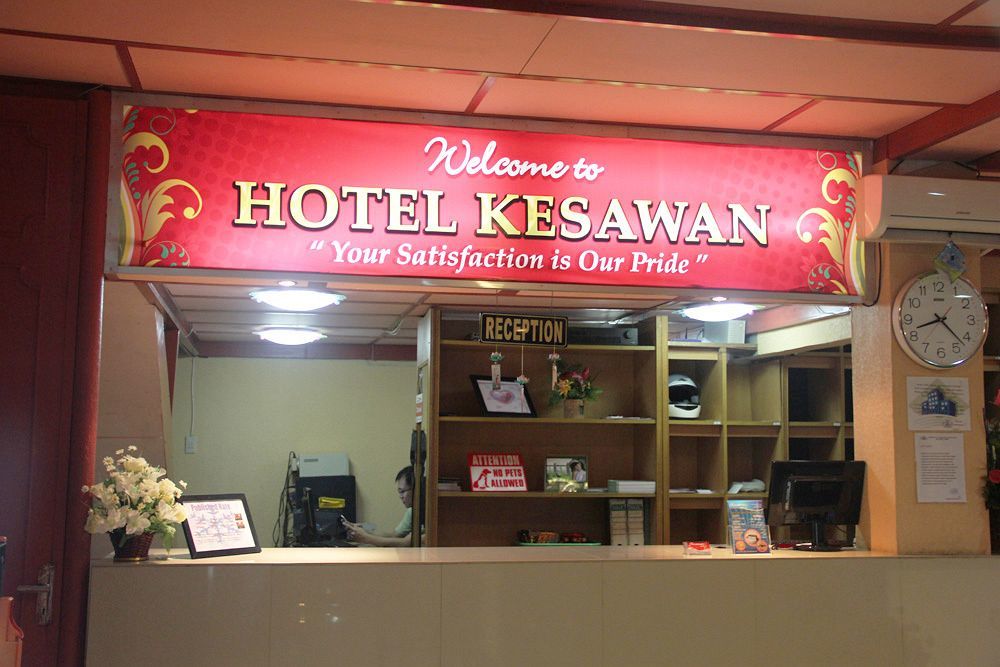 Kama Hotel Медан Екстериор снимка